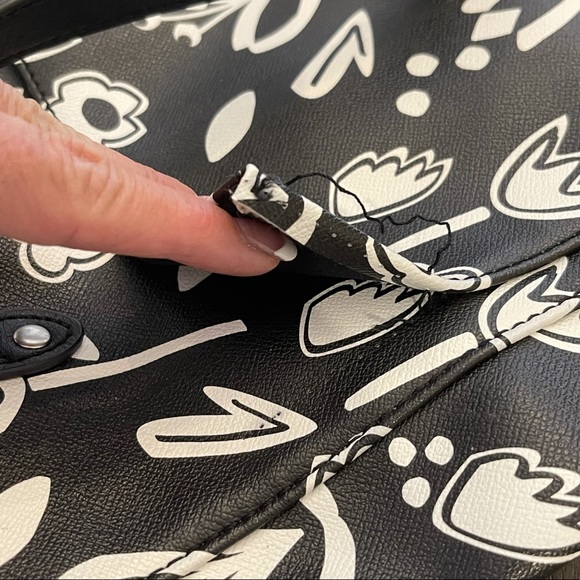 RELIC Today is the Day Bag - Picture 7 of 12